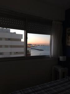 Departamento Cabo Corrientes con cochera cubierta, sólo alquiler a familias o mayores de veinticinco años