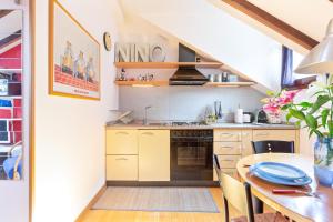 GuestHost - Piazza Risorgimento Cosy Studio