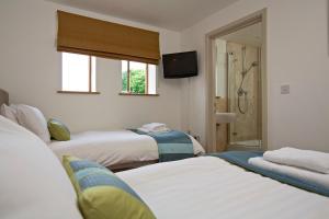 Dartmouth Green Lodges