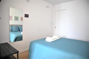 NEW! Colorful and central (9 min-walk to main station)