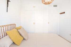 Beautiful apartment with terrace near the beach