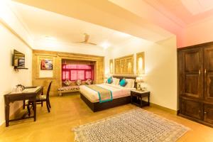 Hotel Radhika