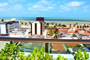 Atlantis Aquamarine Beach