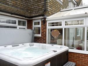 Hideaway Whitstable England J2ski