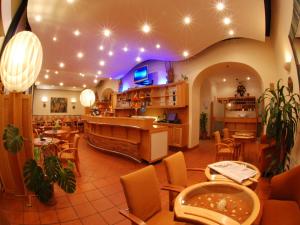 EA Hotel Tosca