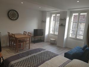 Inobello proche Chateau Chantilly Parc Asterix