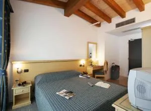 Hotel Mary - Quarto dʼAltino