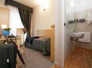 Single Room room in Hotel Mary