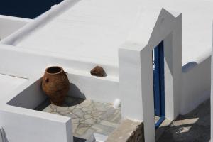 Heliotopos Santorini Greece