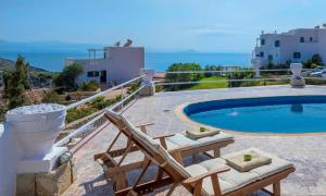 Cozy villa Irida with Private pool, near Beach Chania Greece