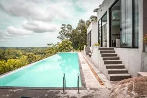 NAKED Villa - Dodampe