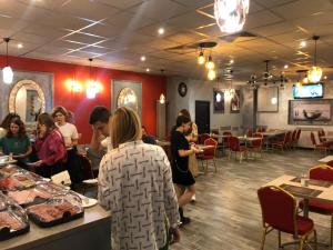 Corner Center Rental