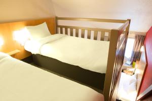 Hotels B&B HOTEL Montpellier 2 : Chambre Quadruple