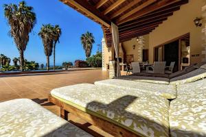 Deluxe Villa room in GOLFSIDE HIDEAWAY INFINITY POOL BBQ 5 BDRM