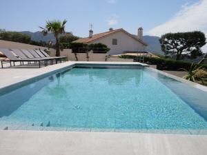 Maisons de vacances Home Cassis - Maison Mediterranee - Piscine chauffee : photos des chambres