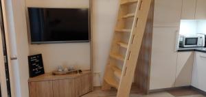 Vila Mojca - Studio 13 