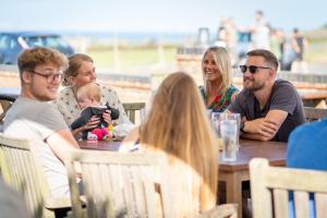 Marine Drive, Kingsgate, Broadstairs, Kent CT10 3LG, England.