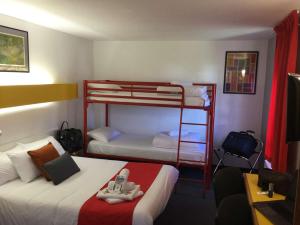 Hotels Quick Palace Poitiers : photos des chambres