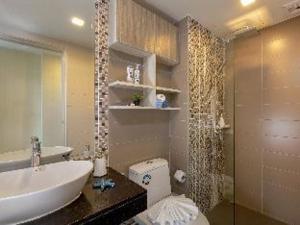 Kata Sea View Villas