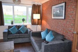 Mundy House - 史云顿