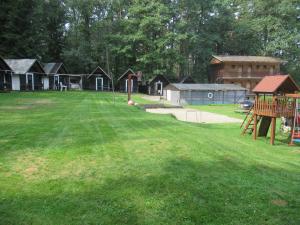 Bungalov Sportcamp Rol&iacute;k Nov&aacute; Role Česko