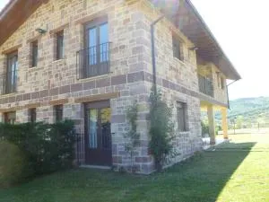 Casa rural LLOSA Planta PRIMERA y Planta BAJA - Cantoral