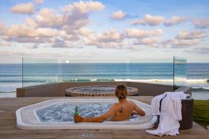 Bay Lodge on the Beach