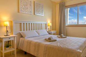 La Perla Beach Apt with Pool