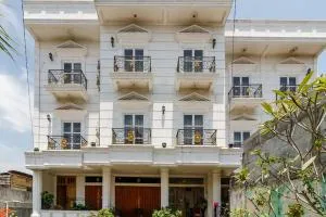 RedDoorz Syariah near Lahat Station - Pagaralam