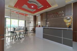 RedDoorz Plus at Grand Tara Homestay Palembang - 3hvězdičkové hotely ve městě Palembang