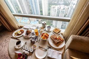 Shangri-La Residences The Fort, Manila