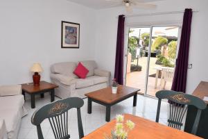 One-Bedroom House (2 Adults) room in Las Adelfas 2