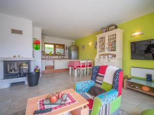 Holiday Home Lady Lavender by Interhome