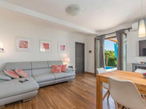 Holiday Home Villa Joy by Interhome
