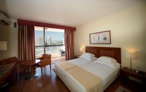 Standard Twin Room with Sea View room in Vila Gale Ampalius