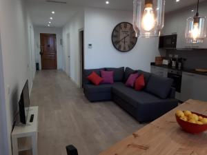 Beautiful Apartment on Las Ramblas with Port views