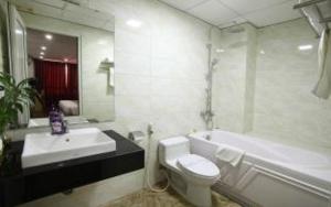 Blue Pearl Hanoi Hotel