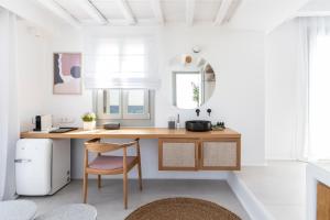 Adorno Beach Hotel and Suites