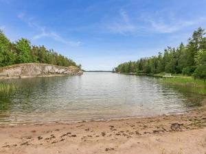 Holiday Home Lilla nennebo by Interhome
