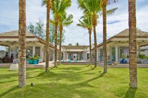 Mia Beach, beach villa and events