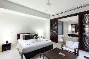 Baan Yamu Private Villa by RESAVA