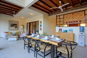 UMA LIMA VILLA - 7Min Beach Access - 10min to Canggu