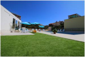 Apartment Katarina and house Marieta