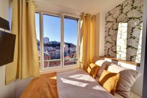 Apparts Seasons - Saint Étienne Centre - Gare Chateaucreux