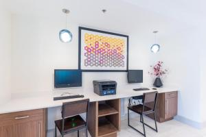 Holiday Inn Express Charleston US Highway 17 & I-526 by IHG