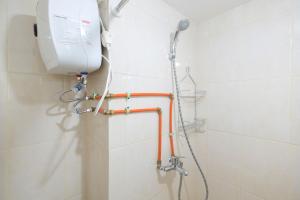 Elegant Studio at Springlake Summarecon Bekasi Apartment By Travelio