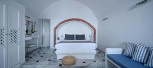 Pegasus Suites & Spa Santorini Greece