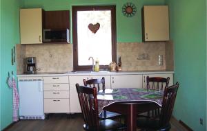 Beautiful home in Glowczyce with 2 Bedrooms and WiFi
