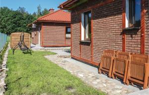 Beautiful Home In Glowczyce With 2 Bedrooms And Wifi