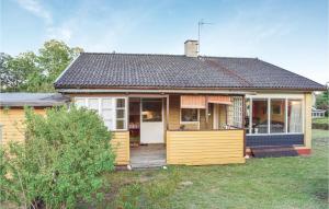 Gorgeous Home In Hästveda With Kitchen